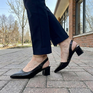 Black (almost sold out)
